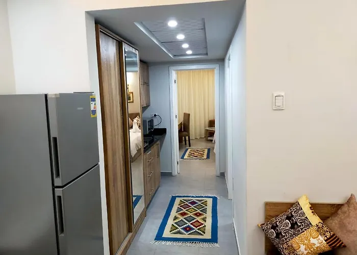 Happy Apartment *