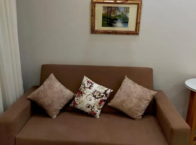 Apartment Happy